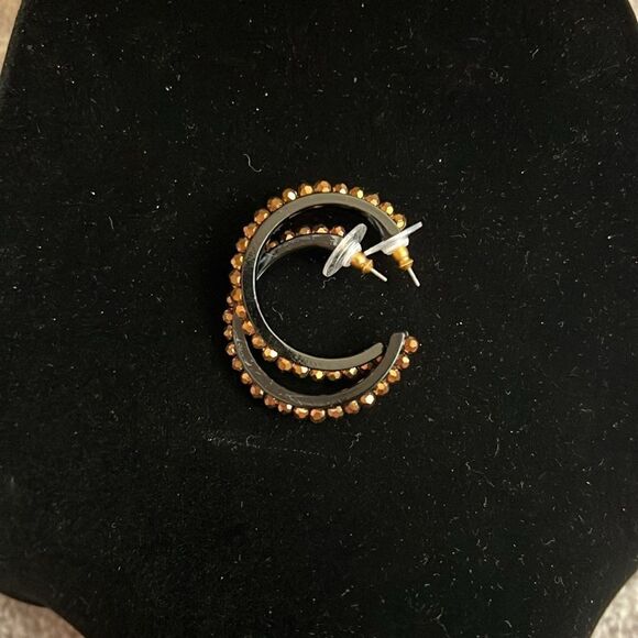 Premier Designs “Copper Falls” hoop earrings - Picture 1 of 3
